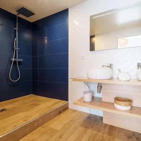 Villa Avec Piscine En Born 13 Personnes *