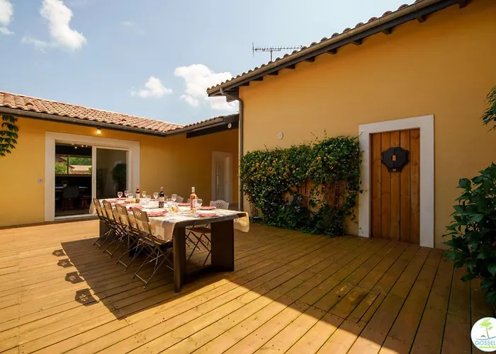 Avec Piscine En Born 13 Personnes *